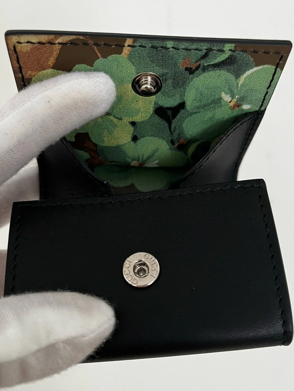 Gucci Blooms Black Leather Green Floral Jewelry AirPod Coin Case BNWB Shop Card